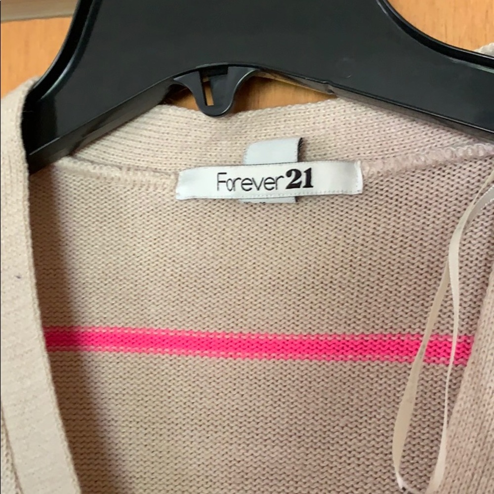 Sweater - Picture 2 of 4